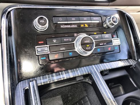 Used 2024 Lincoln Navigator L Black Label image 19