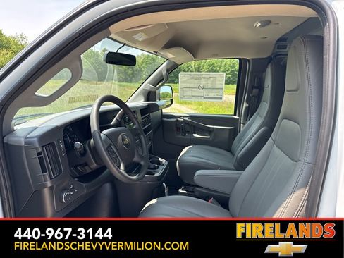 New 2025 Chevrolet Express 2500 w/ Driver Convenience Package image 9