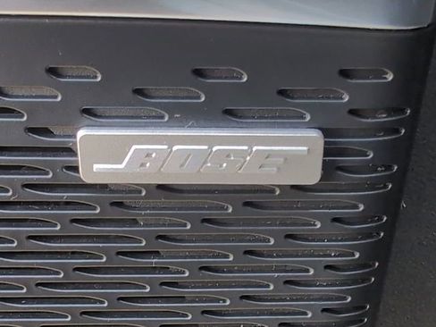 Used 2024 GMC Acadia Denali image 25