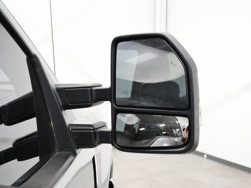 Used 2020 Ford F250 XLT w/ XLT Value Package image 39