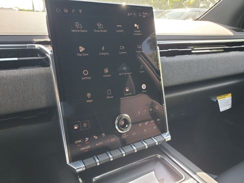 New 2026 GMC Sierra EV Elevation AWD/4WD image 16