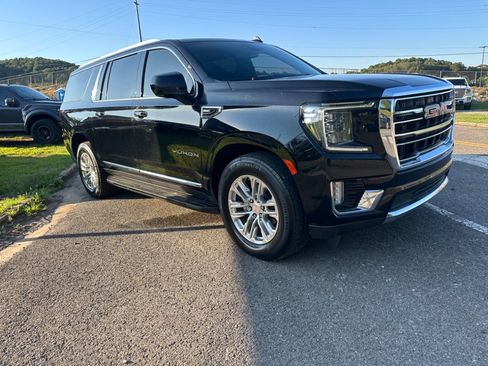 Used 2021 GMC Yukon XL SLT AWD/4WD image 4