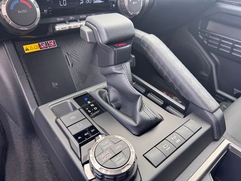 New 2026 Toyota 4Runner 4WD image 15