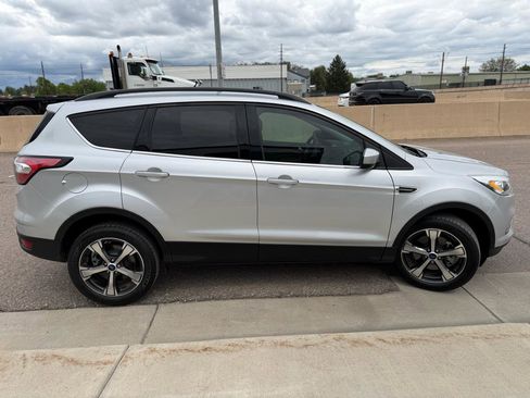 Used 2018 Ford Escape SEL AWD/4WD image 6