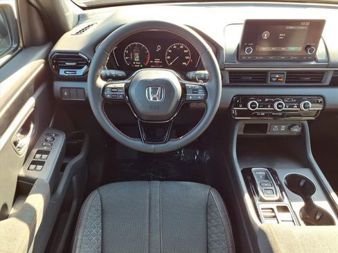 New 2025 Honda Pilot Sport image 3