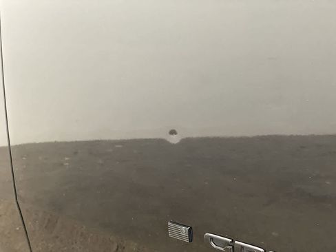 Used 2023 Jeep Grand Cherokee L Limited w/ Luxury Tech Group II AWD/4WD image 31