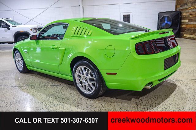 Used 2013 Ford Mustang GT Premium w/ Security Pkg RWD image 16