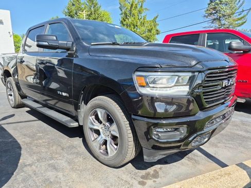 Used 2023 RAM 1500 Laramie AWD/4WD image 1