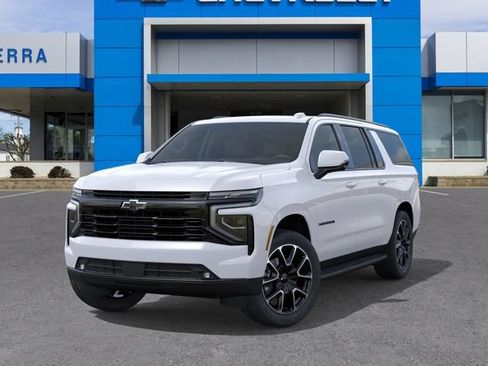New 2026 Chevrolet Suburban RST w/ Comfort Package AWD/4WD image 6