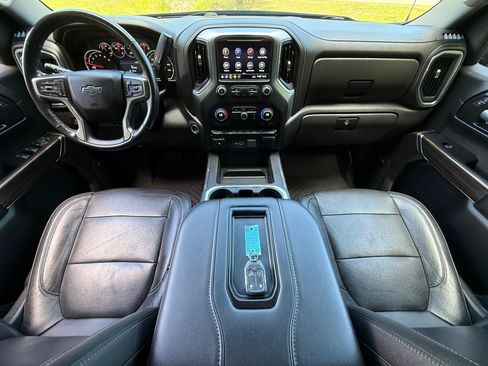 Used 2020 Chevrolet Silverado 1500 LT Trail Boss AWD/4WD image 25