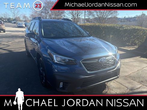 Used 2020 Subaru Outback Onyx Edition XT w/ Popular Package #2 image 1