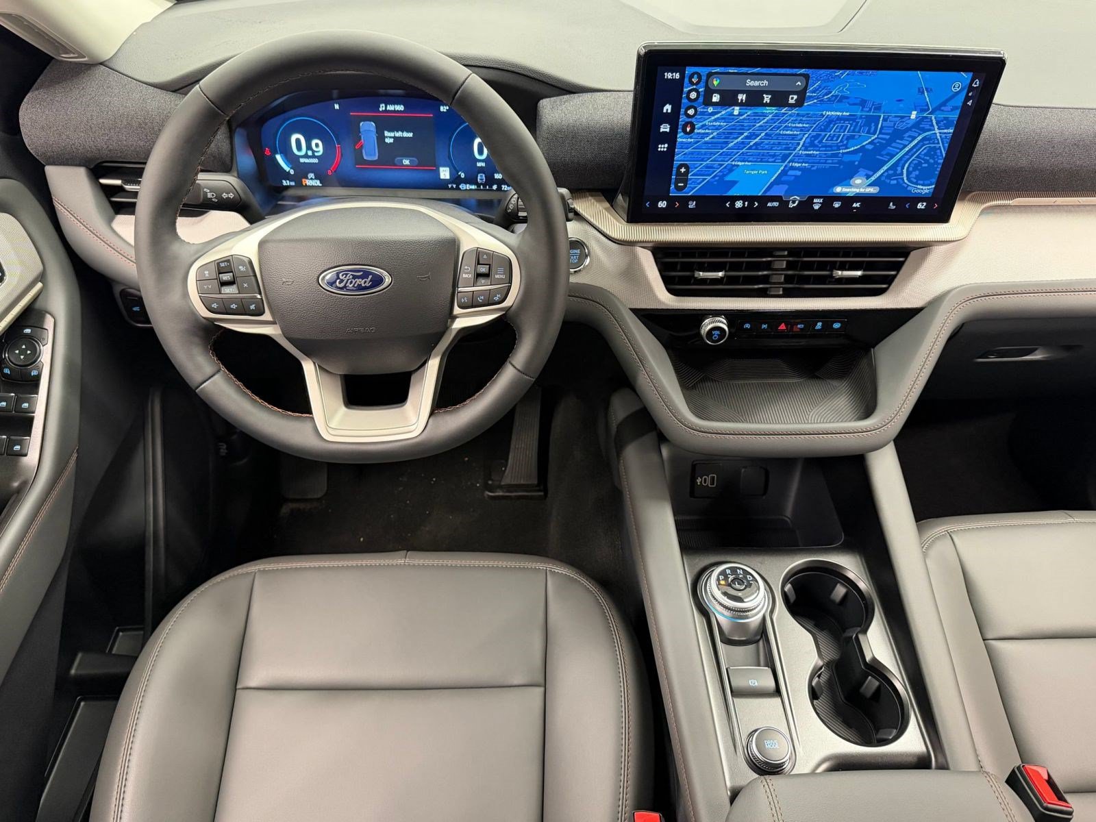 New 2026 Ford Explorer Active w/ Active Comfort Package AWD/4WD image 28