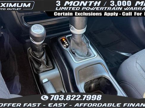 Used 2022 Jeep Wrangler Unlimited Sport AWD/4WD image 2