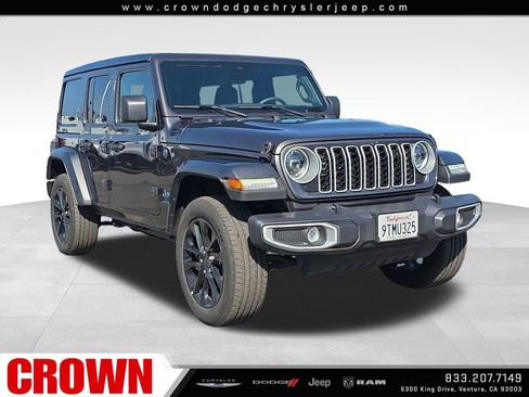 Used 2025 Jeep Wrangler Unlimited Sahara w/ Safety Group AWD/4WD image 1