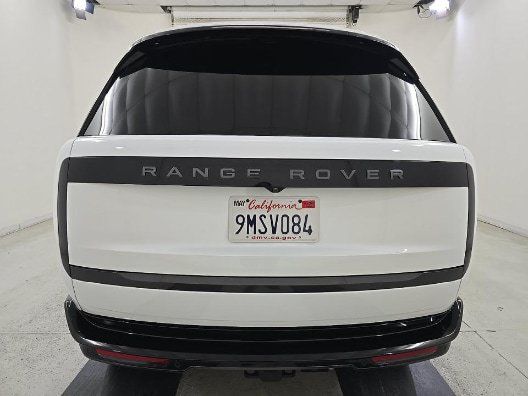 Used 2024 Land Rover Range Rover Long Wheelbase SE AWD/4WD image 6