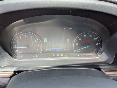 Used 2022 Ford Explorer Limited w/ Equipment Group 301A RWD image 29