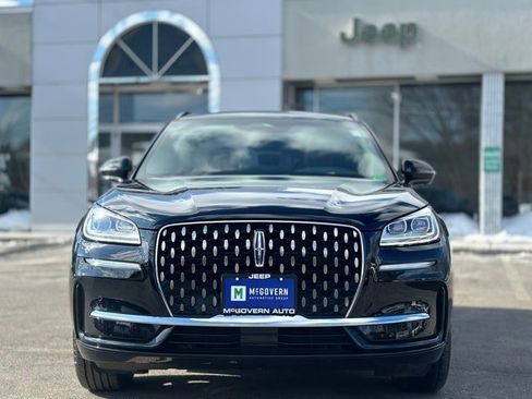 Used 2025 Lincoln Corsair Grand Touring w/ Equipment Group 301A image 9