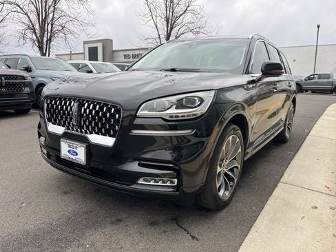 Certified 2023 Lincoln Aviator Grand Touring w/ Equipment Group 301A image 3