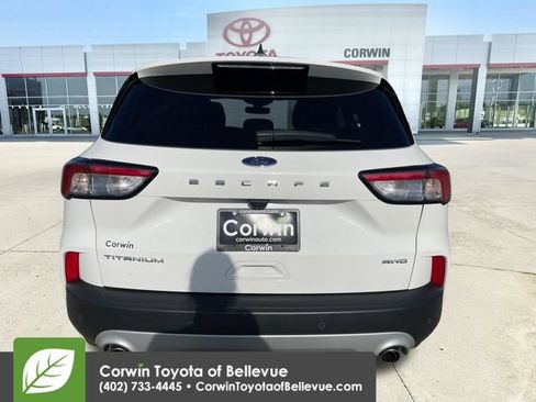 Used 2021 Ford Escape Titanium AWD/4WD image 4