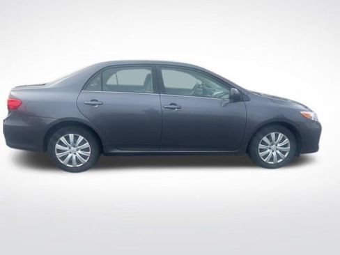 Used 2013 Toyota Corolla LE image 4