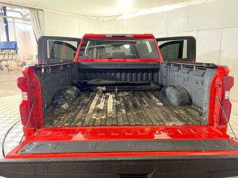 Used 2024 Chevrolet Silverado 2500 Custom w/ Custom Value Package image 30