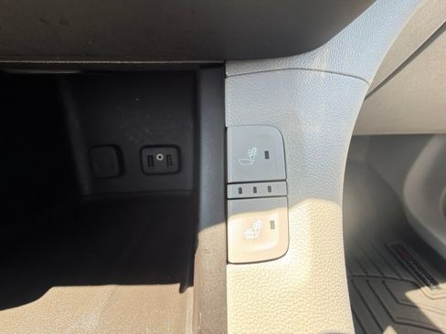 Used 2019 GMC Acadia SLT AWD/4WD image 26