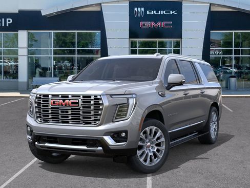 New 2026 GMC Yukon XL Denali image 8