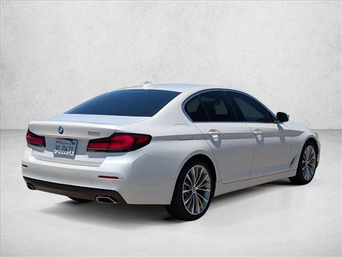 Certified 2023 BMW 530i w/ Premium Package RWD image 5