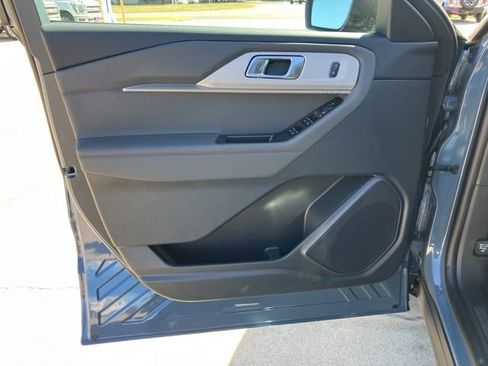 New 2026 Ford Explorer Active w/ Active Comfort Package image 27