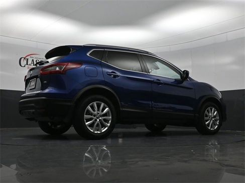 Used 2020 Nissan Rogue Sport SV w/ Technology Package image 28