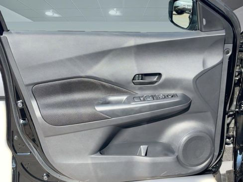 New 2025 Nissan Kicks Play S image 20