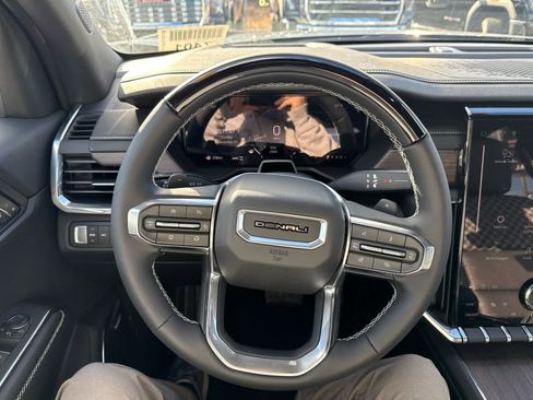 New 2026 GMC Acadia Denali w/ Super Cruise Package image 18