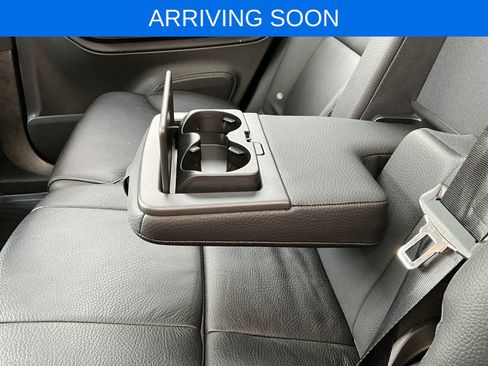 Used 2022 Volvo XC90 T6 Momentum w/ Advanced Package image 30