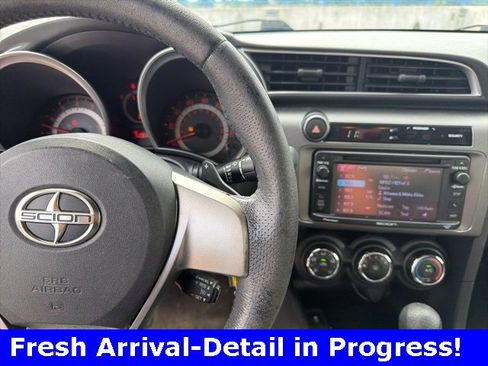Used 2015 Scion tC image 9