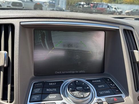 Used 2012 INFINITI G37 Convertible w/ Premium Pkg RWD image 16