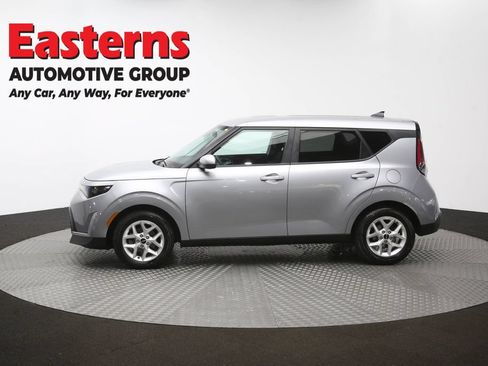 Used 2023 Kia Soul LX w/ Option Group 015 FWD image 59