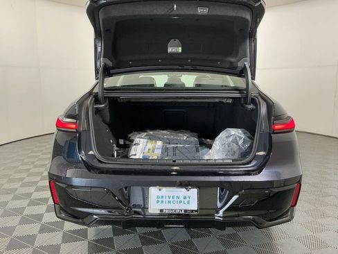 New 2026 BMW i7 eDrive50 w/ M Sport Package image 26