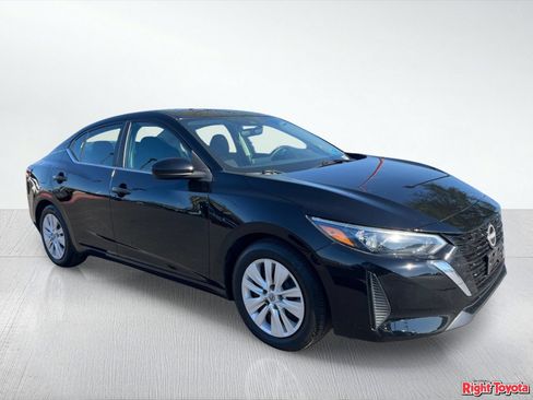 Used 2024 Nissan Sentra S FWD image 8