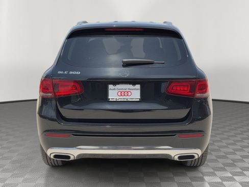 Used 2021 Mercedes-Benz GLC 300 w/ Driver Assistance Package image 10