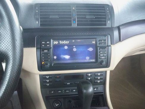 Used 2006 BMW 330Ci Convertible image 11