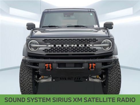 Used 2021 Ford Bronco Badlands image 10