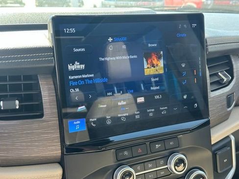 Used 2024 Ford Expedition Max Limited image 8