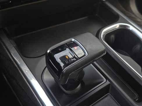 Used 2023 Chevrolet Silverado 1500 LTZ image 24