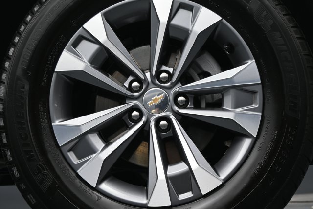 Used 2026 Chevrolet Equinox LT AWD/4WD image 9