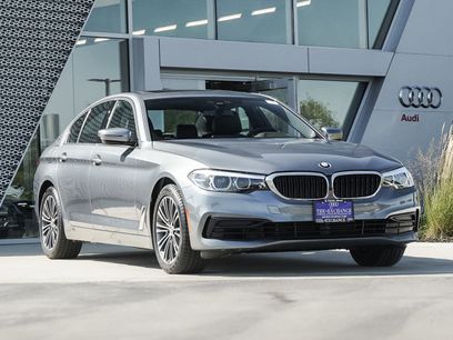 Used 2019 BMW 530e xDrive w/ Convenience Package