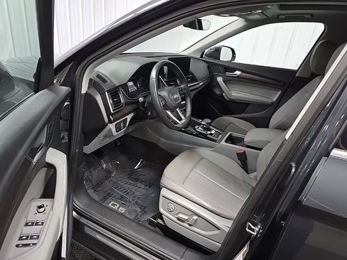 Used 2023 Audi Q5 2.0T Premium w/ Convenience Package AWD/4WD image 29