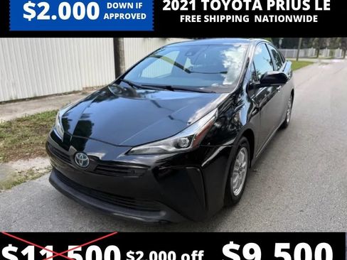 Used 2021 Toyota Prius LE FWD image 2