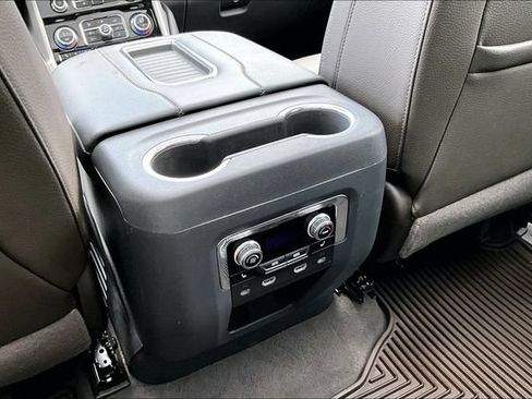 Used 2023 GMC Yukon Denali w/ Denali Reserve Package AWD/4WD image 10