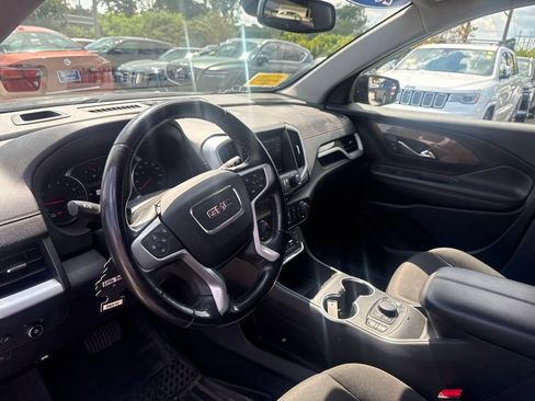 Used 2020 GMC Terrain SLE w/ Driver Convenience Package AWD/4WD image 16