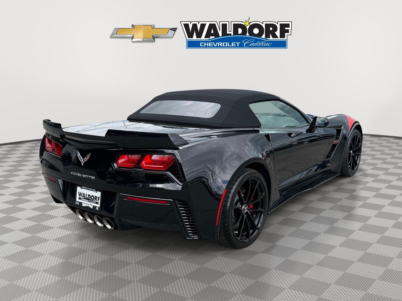 Used 2017 Chevrolet Corvette Grand Sport RWD image 2